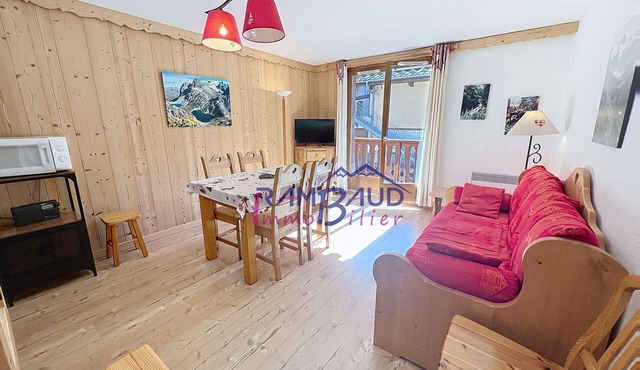 Apartment 3* 2 rooms Cabin - 6 beds - Centre station