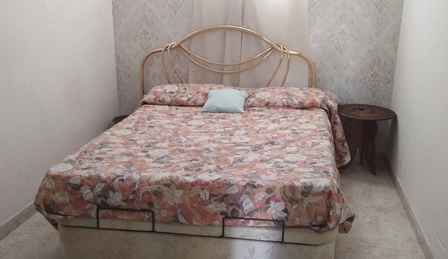 Apartment 30 minutes by train from Barcelona city center