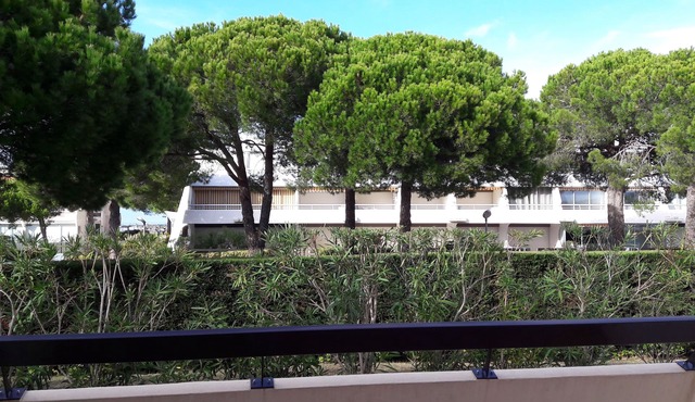 Apartment 4-6 persons, terrace 17m2, 2min beach and marina