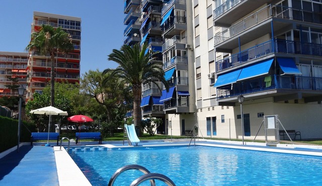 Apartment 4/6 people 1st line panoramic sea view with pool and parking