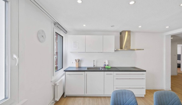 Apartment 4 bedrooms + Kitchen + 2 parking spaces