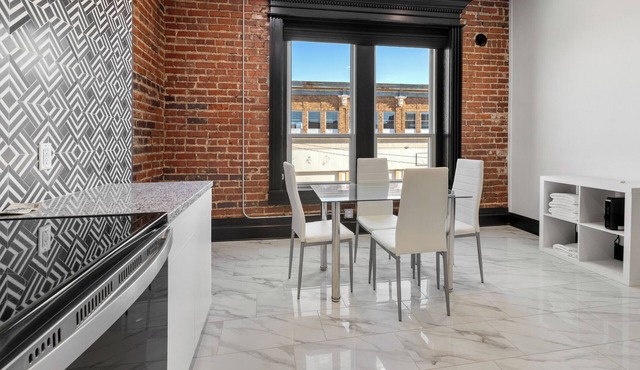 Apartment 4: Okmulgee Main St