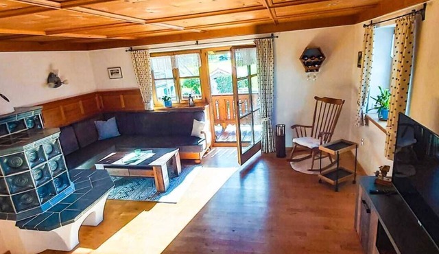 Apartment- 4 persons, 75qm, 2 bedrooms, bathtub, WLAN in Marquartstein