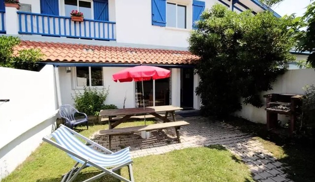 Apartment 42m² - 2 bedrooms - garden level 5 persons