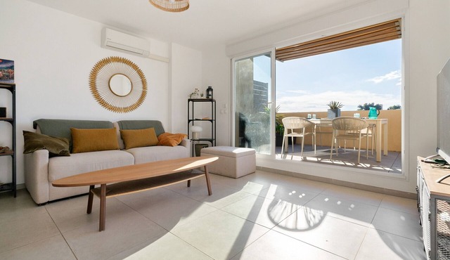 Apartment 4P La Couronne Beach