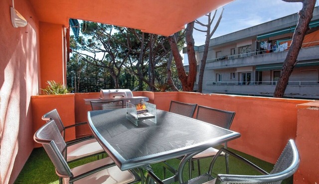Apartment-4people-Parking-Castelledefels-Bikes-Bbq