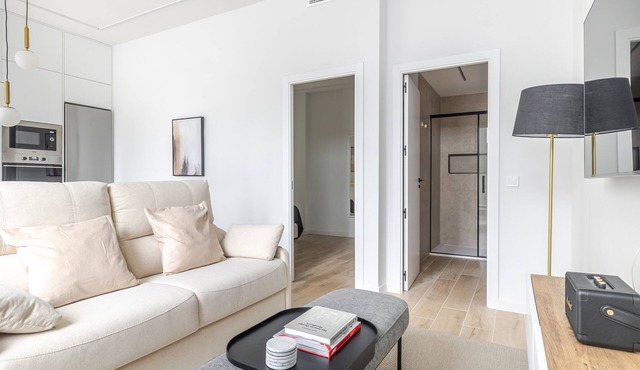 Apartment 5 - Elegant in Castellana - 4 Towers