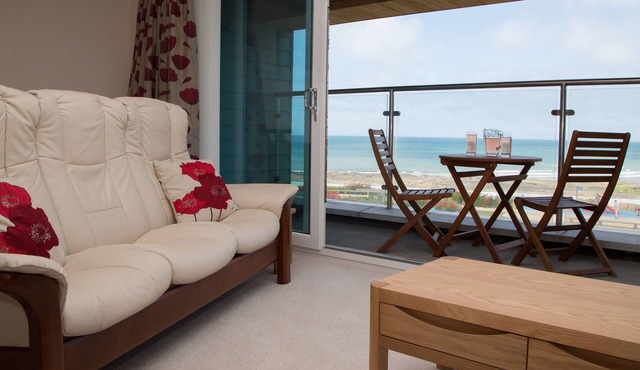 Apartment 5 Latitude 51 Westward Ho!