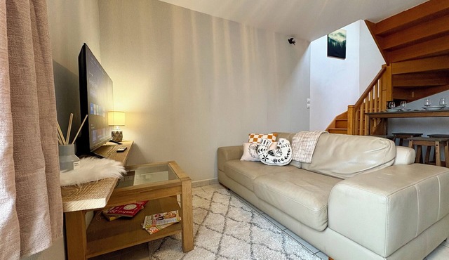 Apartment 5 minutes from Decathlon Arena, including secure parking. Free shuttle
