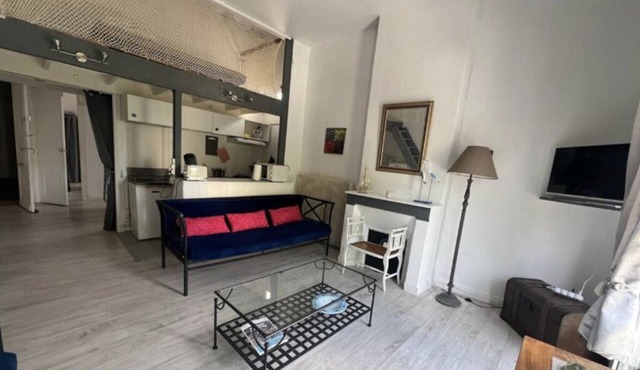 Apartment 50 m from the beach