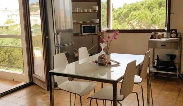Apartment 55m ² with terrace 200m beach Calvi
