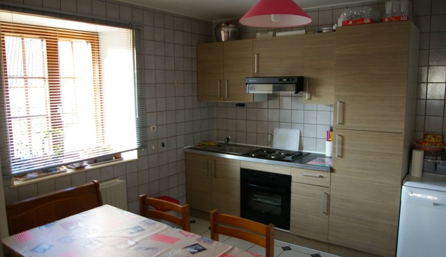 Apartment 6-10 p, quiet, close to resorts and nature, Wifi, cleaning and sheets included