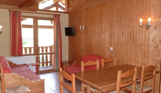 Apartment 6/7 people, near slopes, Wi-Fi, parking