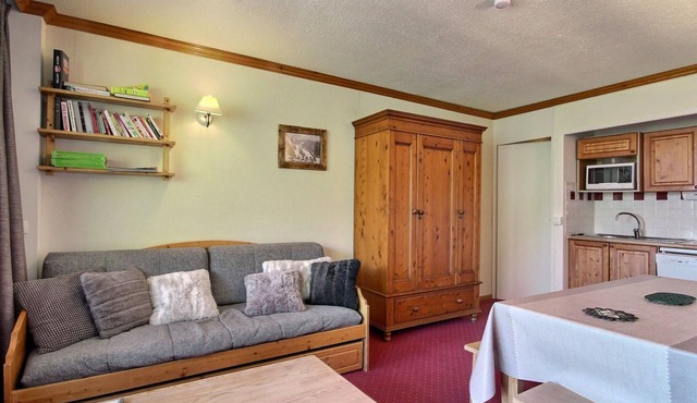 Apartment 6 pax, Mont Blanc view, near slopes, parking