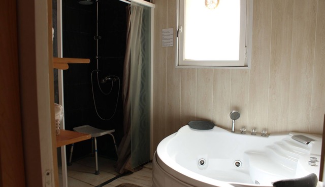 Apartment 6 people downtown Lourdes