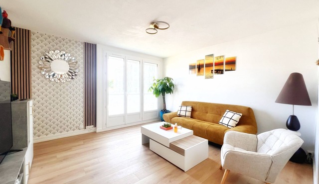 Apartment 65m2 Ground floor, free parking, Near Nantes