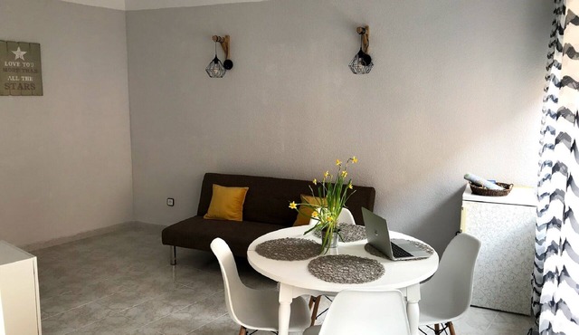 Apartment 90 meters from the beach in the center