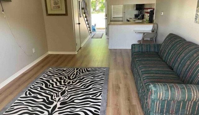 Apartment A in Bryant, AR - Clean and Safe