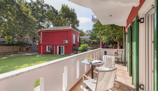 Apartment 'A Standard Two-Bedroom' with Shared Terrace, Wi-Fi and Air Conditioning