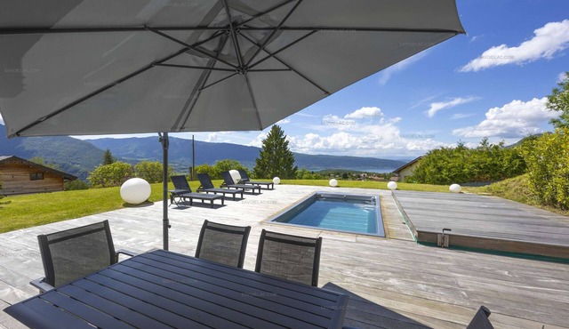 Apartment Adret 6 people Sunny Side Apartment with Pool, Lake and Mountain Views