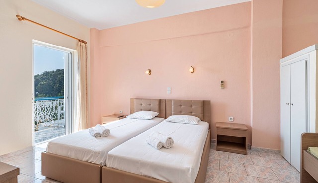 Apartment 'Alex Bar 6' with Sea View, Wi-Fi and Air Conditioning