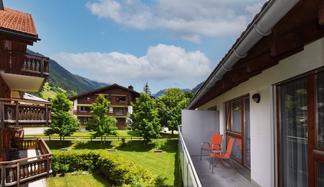 Apartment "Alpin 6" with Terrace & Wi-Fi