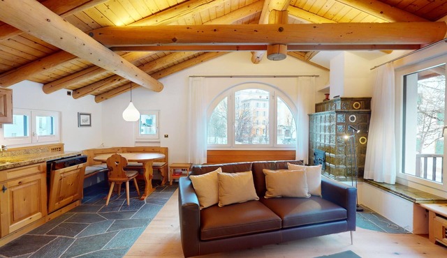 Apartment Alvetern - Stylish Apartment in Sils Maria