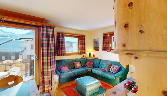 Apartment Ambretta OG - Spacious Apartment in Champfèr