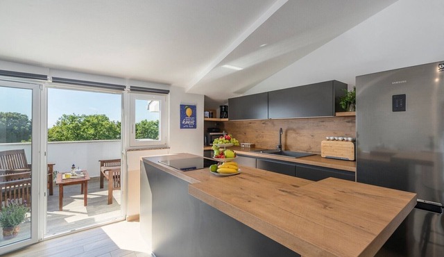 Apartment Ana with Roof Terrace