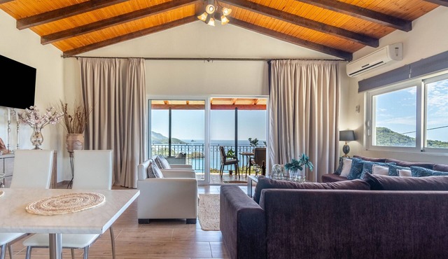 Apartment 'Angela Panorama' with Sea View, Wi-Fi and Air Conditioning