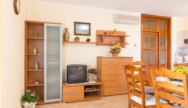 Apartment Anka (16815-A1) - Krnica (Pula)