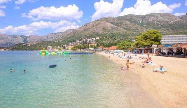 Apartment Antea - private parking & garden: - Cilipi, Riviera Dubrovnik, Croatia