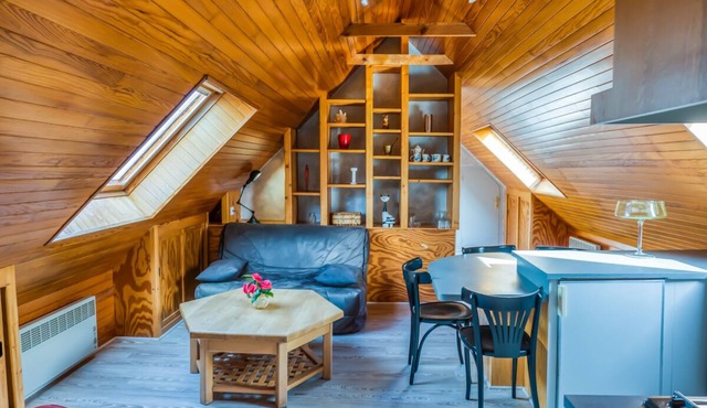 Apartment-Apartment-Ensuite with bath and shower