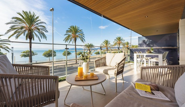 Apartment 'Apartamento Delfin' with Sea View, Wi-Fi and Air Conditioning