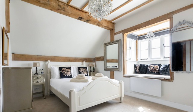 Apartment-Apartment-Private Bathroom-The Plume Apartment