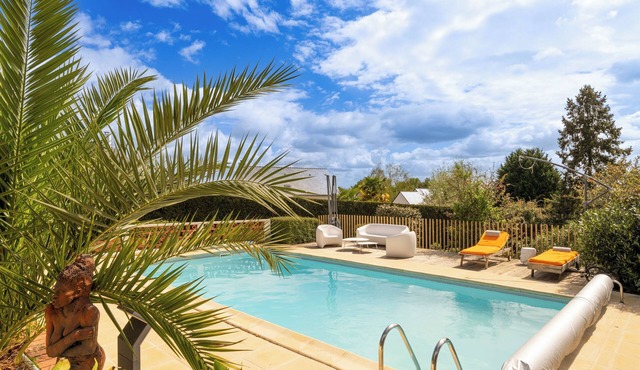 Apartment 'Appartement Le Pic Vert' with Shared Pool, Shared Terrace and Wi-Fi