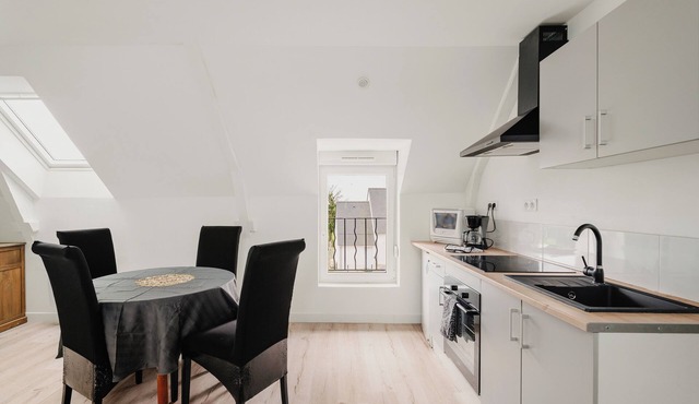 Apartment 'Appartement T2 Rénové Le Refuge' with Wi-Fi