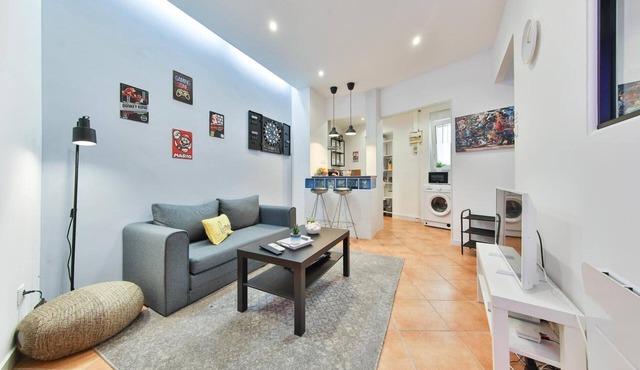 Apartment 'Arkade - Game Room near the Train Station' with Wi-Fi