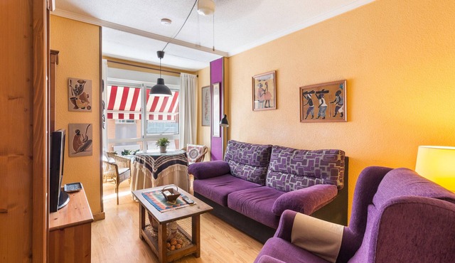 Apartment 'Arrabal San Benito I' with Private Terrace, Wi-Fi and Air Conditioning