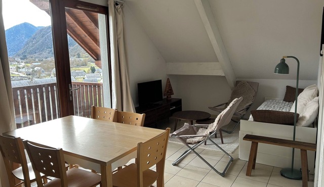Apartment ARREAU, ideal for mountain holidays 4/6 pers with parking space