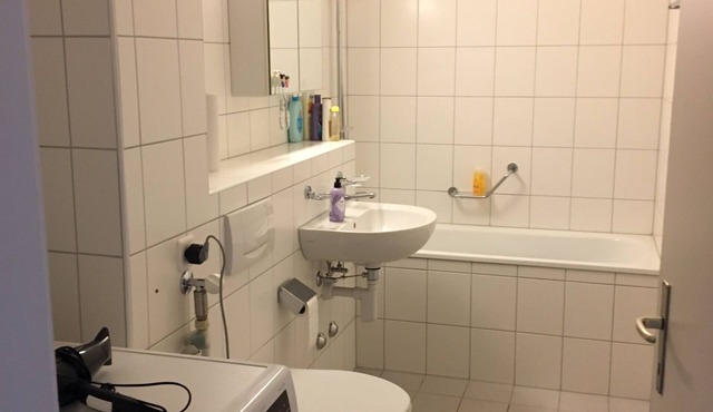 Apartment at 9th floor, 2.5 km from Zug center