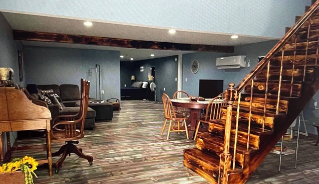 Apartment at Badass Holler: Unwind on a working farm