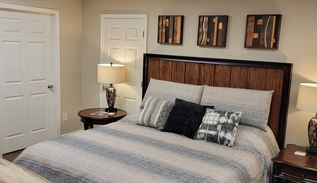 Apartment at the base of the Blue Ridge Mountains