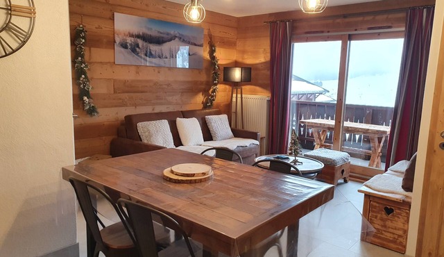 Apartment at the foot of the slopes Village des Lapons residence with swimming pool