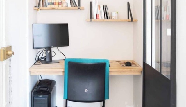 Apartment at the foot of Parc de la Villette