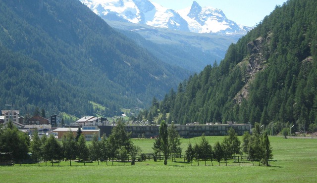 Apartment at the gateway to the glacier world of Zermatt