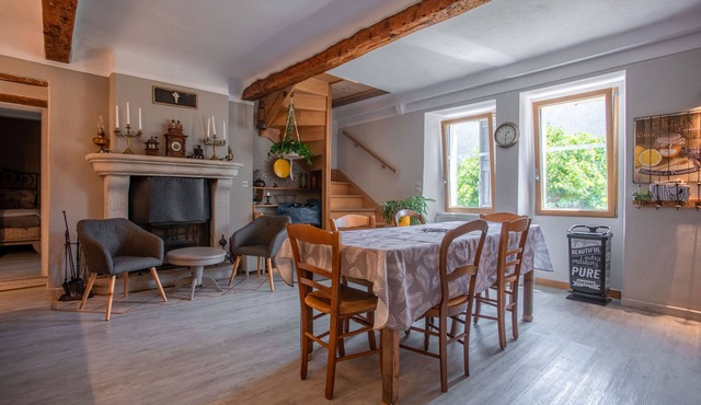 Apartment 'Authentic and Comfortable' with Shared Garden