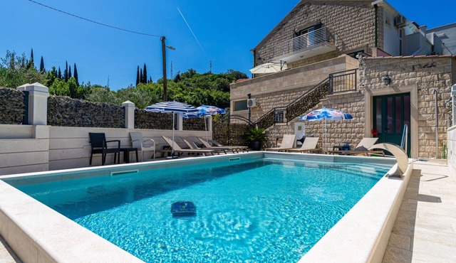 Apartment Azzurro 2 by Villas Guide