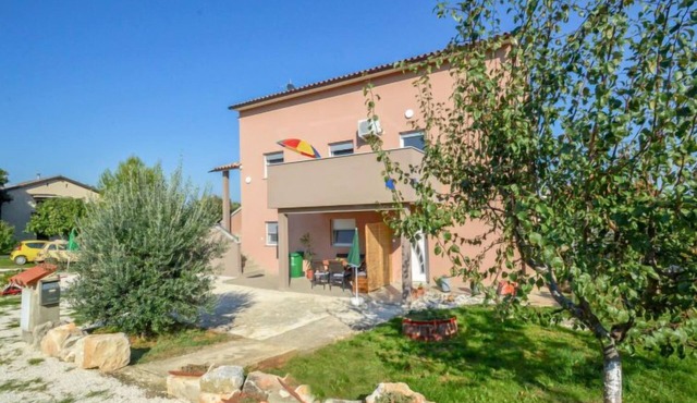 Apartment B&B by Interhome