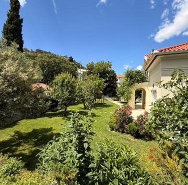 Apartment Barbina Kaštelina